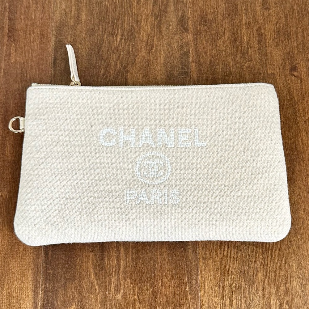 Chanel Deauville Small O-case Pouch, White